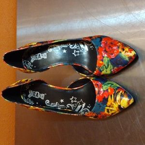 Brash floral print 9m 4 inch heel.